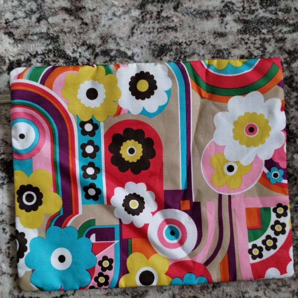 Lesportsac Multicolor Floral Crossbody Bag With Pouch - Picture 9 of 14